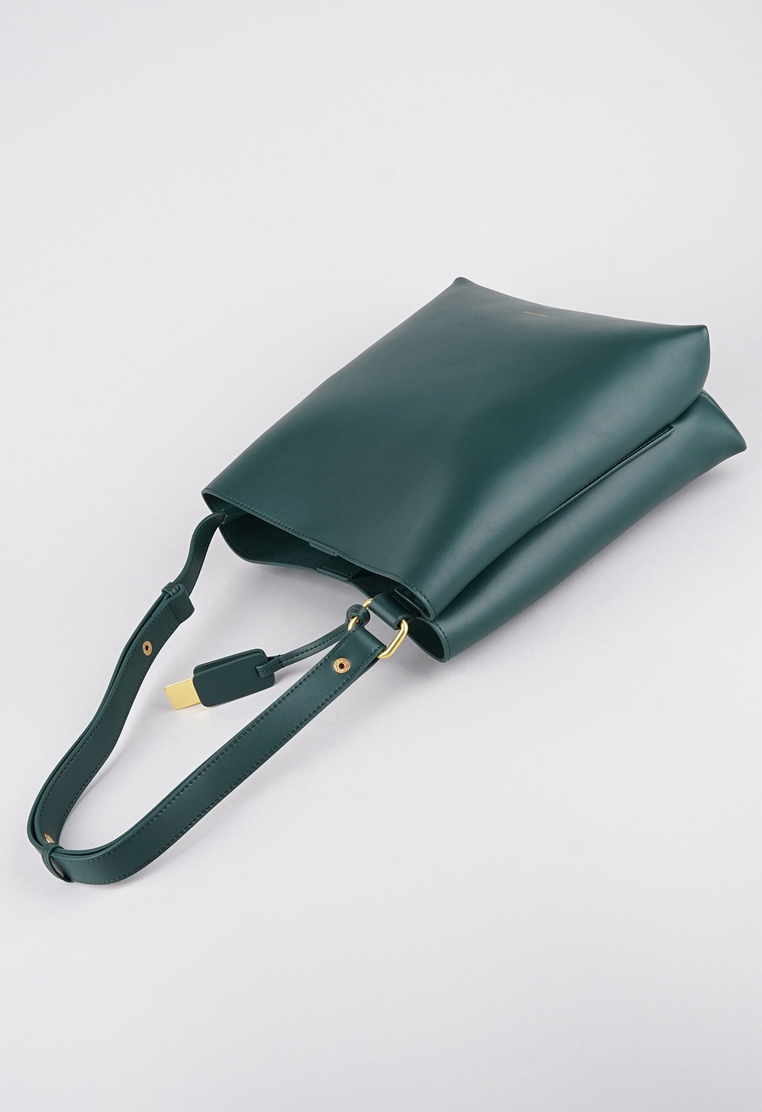 Сумки с ручками Mario Berlucci Сумки с ручками Mario Berlucci