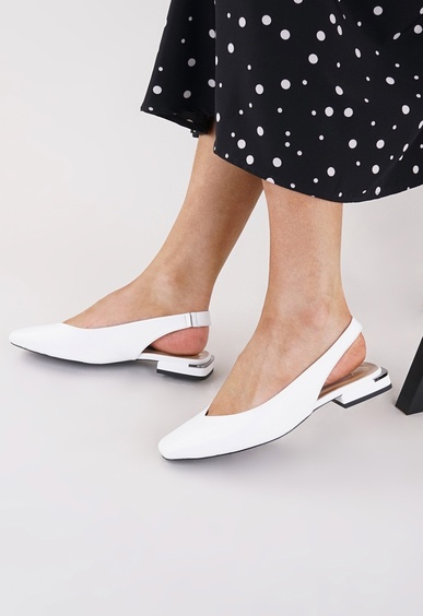 Туфли на низком каблуке Mario Berlucci Туфли на низком каблуке Mario Berlucci