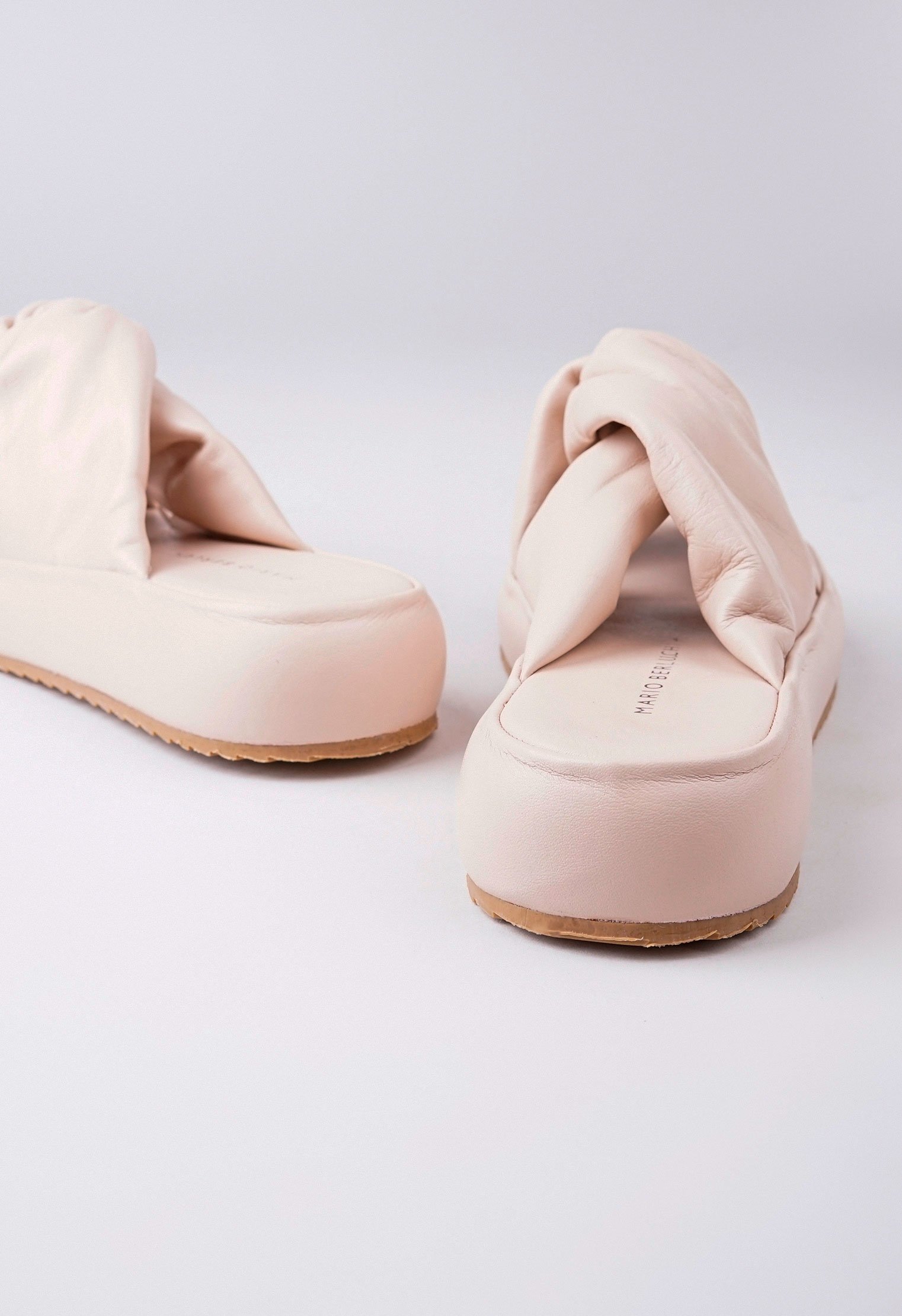 Пантолеты Mario Berluchi Пантолеты Mario Berluchi