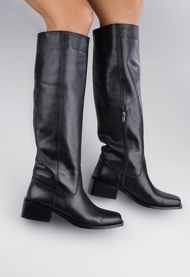 Сапоги на каблуке Mario Berluchi Сапоги на каблуке Mario Berluchi