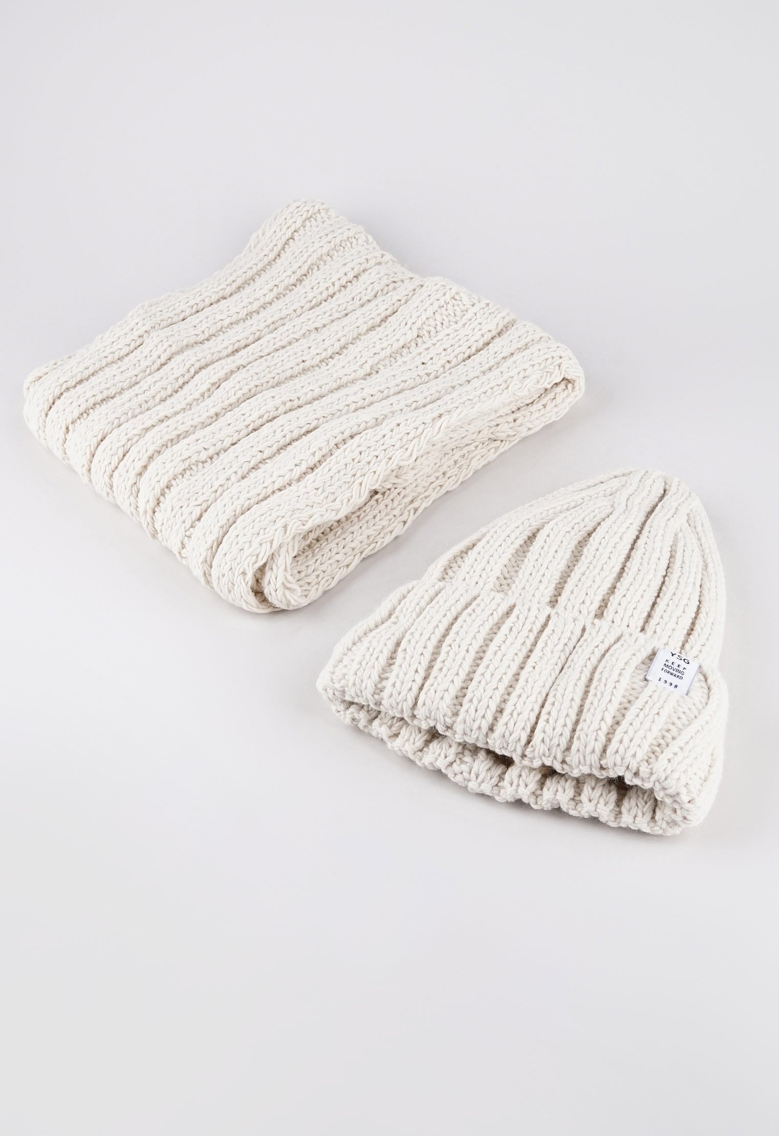 Головные уборы YSG Головные уборы YSG