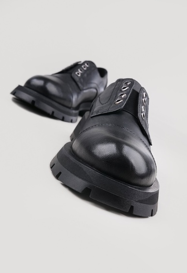 Туфли на низком каблуке Mario Berlucci Туфли на низком каблуке Mario Berlucci