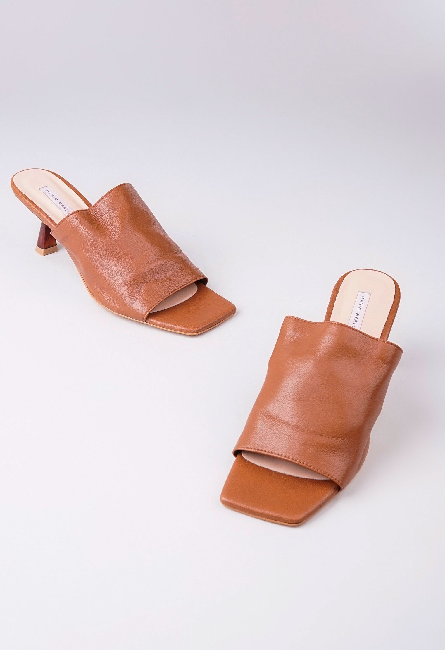 Босоножки на каблуке Mario Berluchi Босоножки на каблуке Mario Berluchi