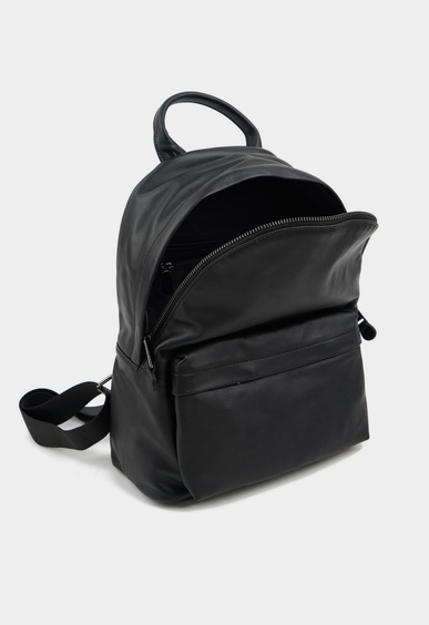 Mario Berlucci  Mario Berlucci