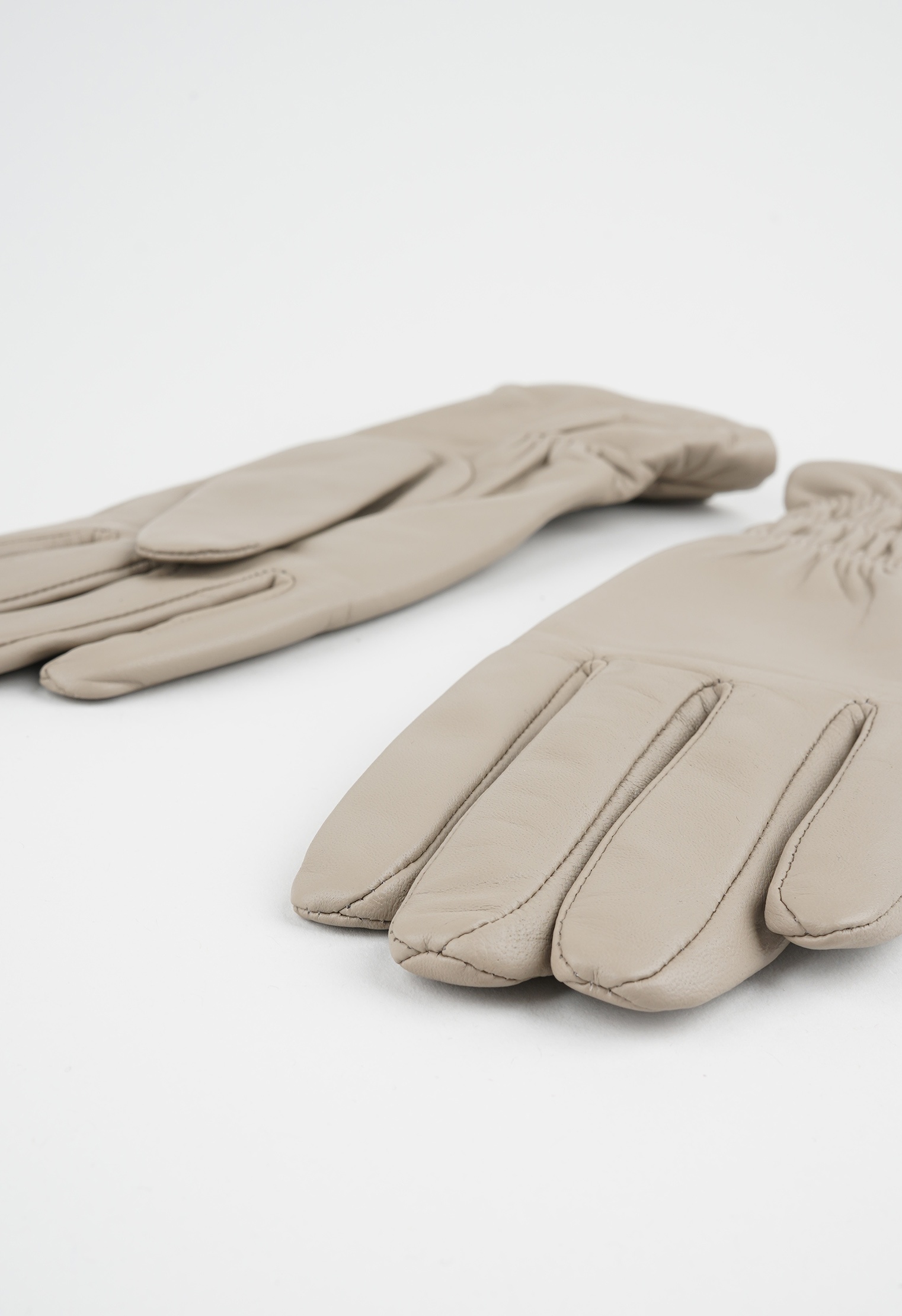 Перчатки Mario Berlucci Перчатки Mario Berlucci