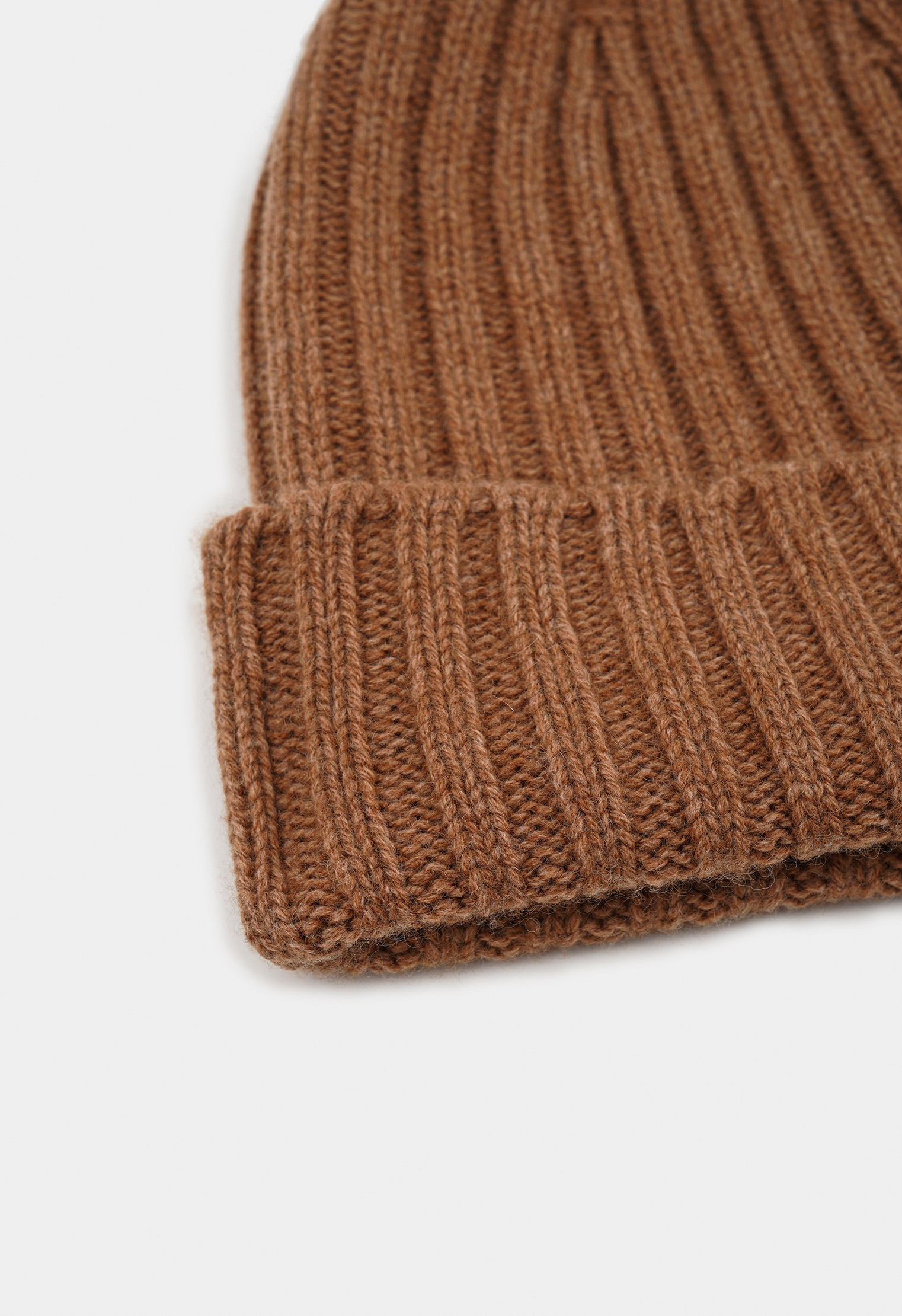 Шапки и капоры Mario Berlucci Шапки и капоры Mario Berlucci