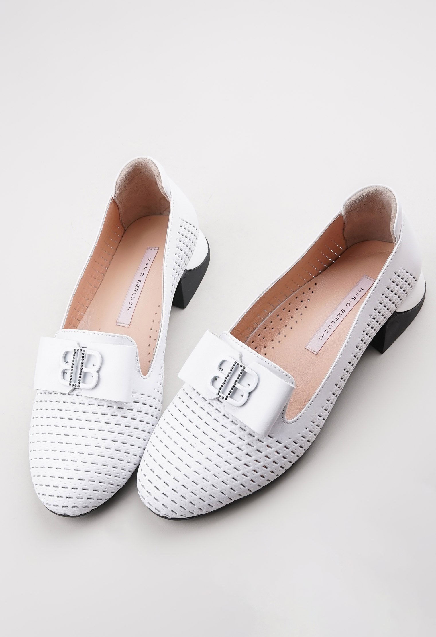 Туфли на низком каблуке Mario Berluchi Туфли на низком каблуке Mario Berluchi