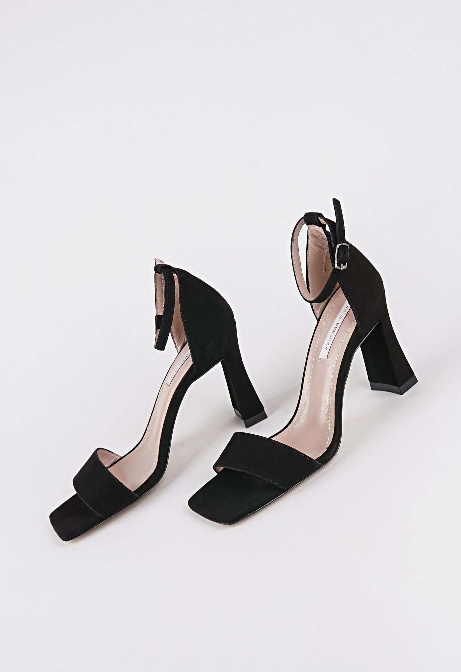 Босоножки на каблуке Mario Berlucci Босоножки на каблуке Mario Berlucci