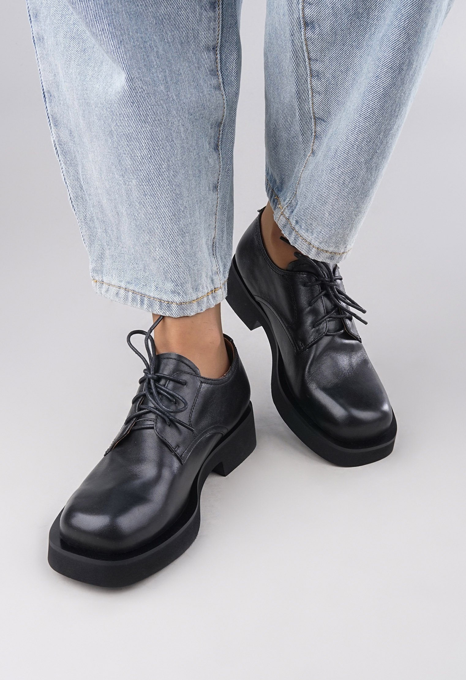 Туфли на низком каблуке Mario Berlucci Туфли на низком каблуке Mario Berlucci