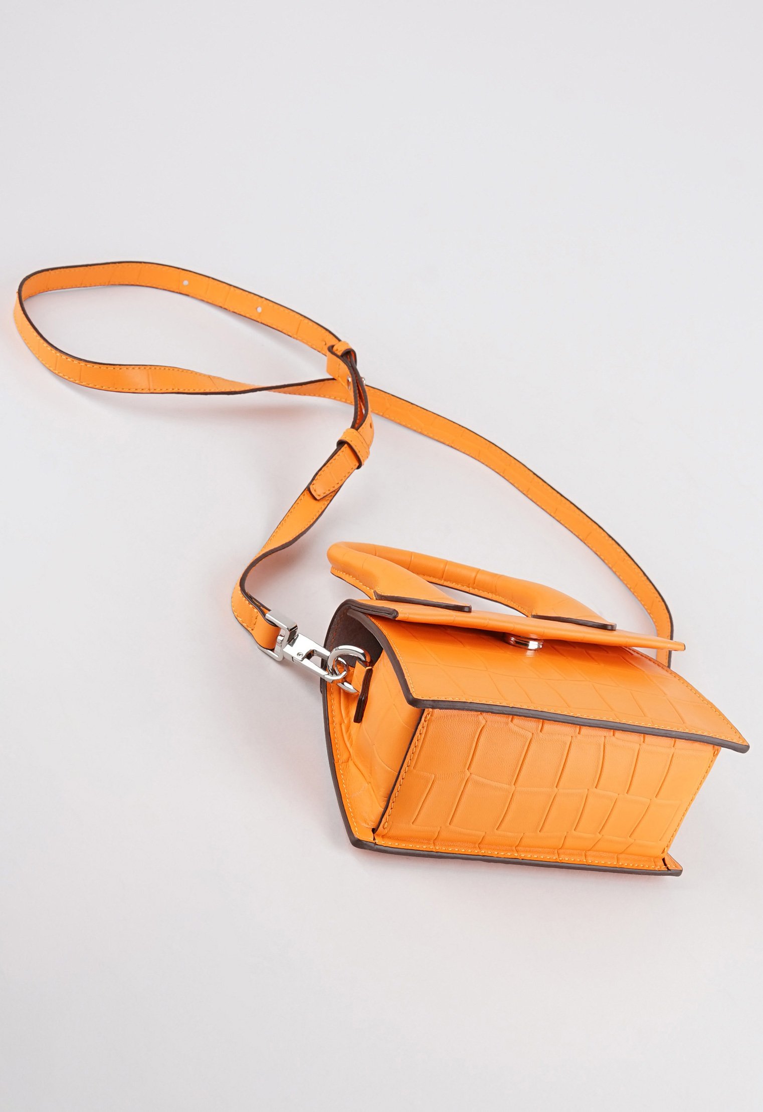 Сумки с ручками Mario Berlucci Сумки с ручками Mario Berlucci