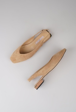 Туфли на низком каблуке Mario Berluchi Туфли на низком каблуке Mario Berluchi