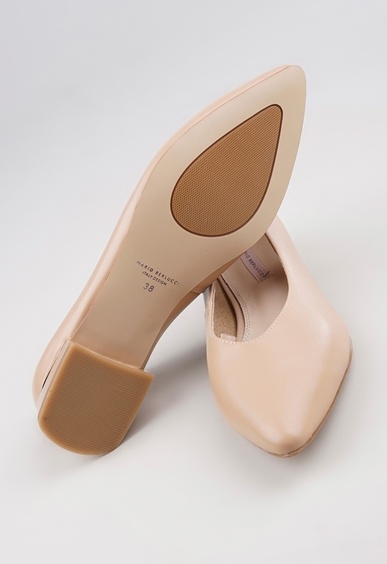 Туфли на низком каблуке Mario Berlucci Туфли на низком каблуке Mario Berlucci