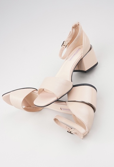 Босоножки на каблуке Mario Berlucci Босоножки на каблуке Mario Berlucci