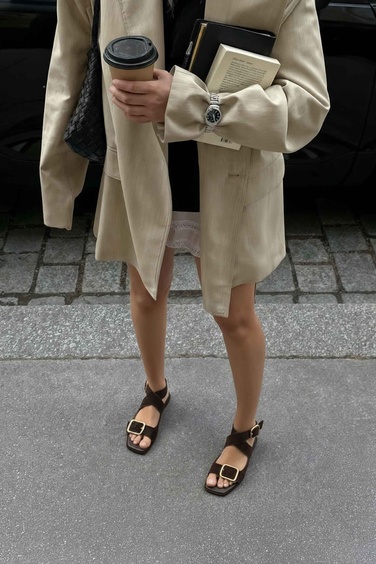 Сандалии Сандалии