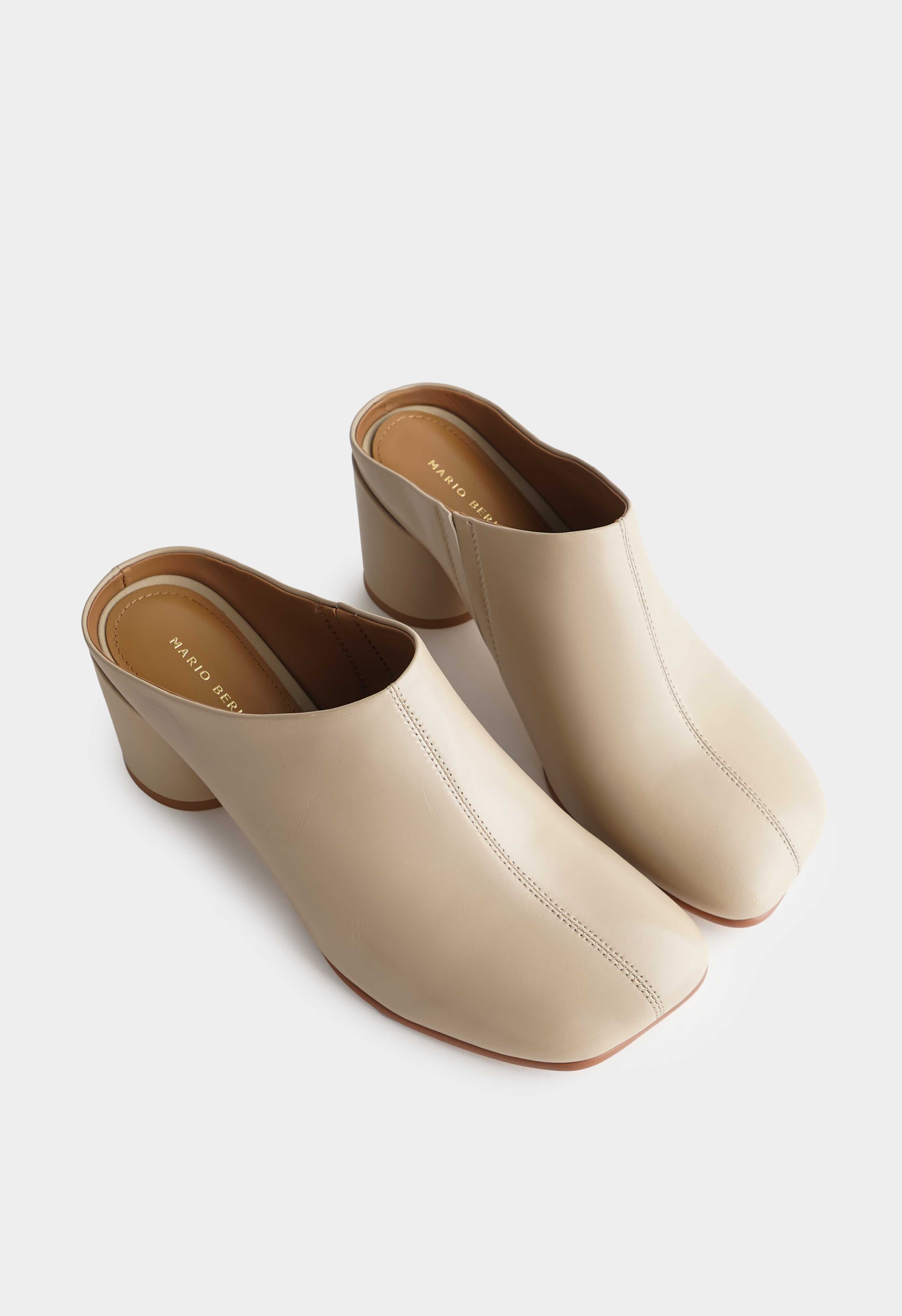 Mario Berlucci 1-J001