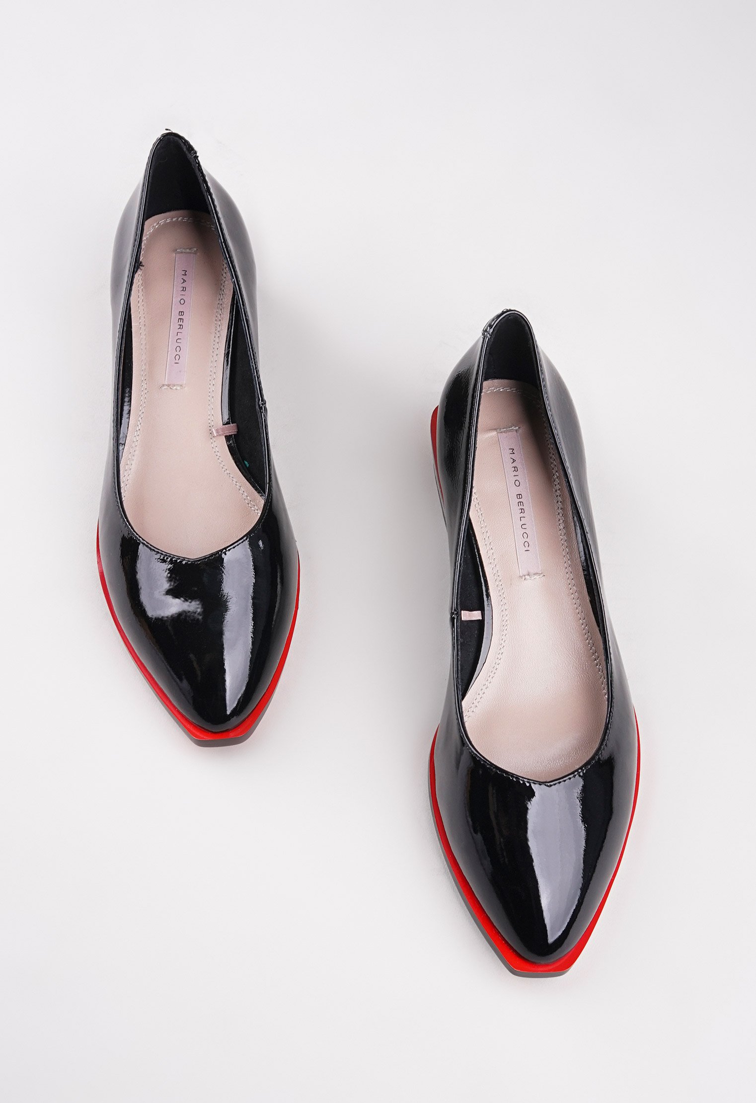 Туфли на низком каблуке Mario Berlucci Туфли на низком каблуке Mario Berlucci