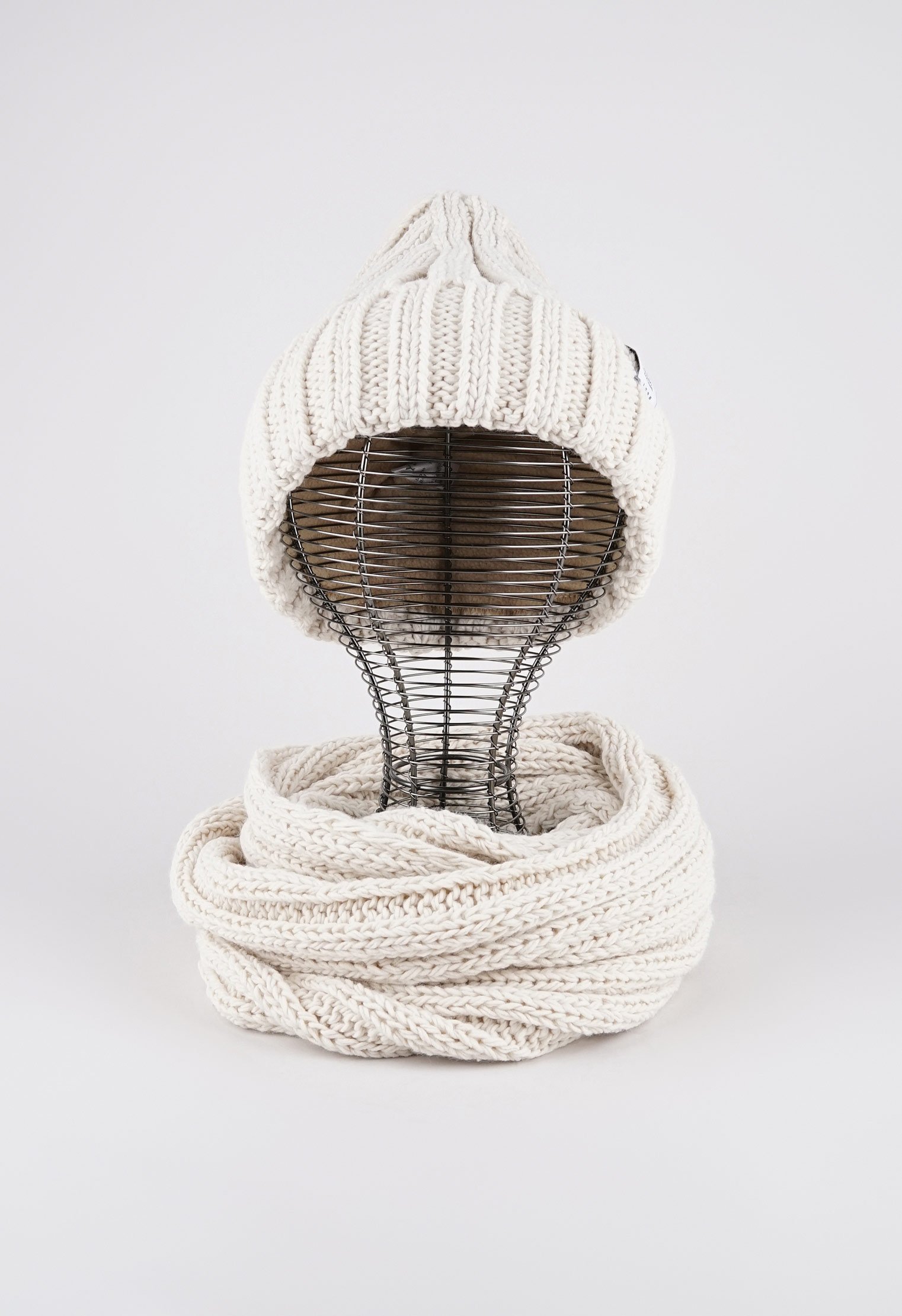 Головные уборы YSG Головные уборы YSG