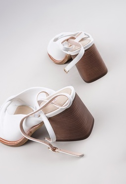 Босоножки на каблуке Mario Berlucci Босоножки на каблуке Mario Berlucci