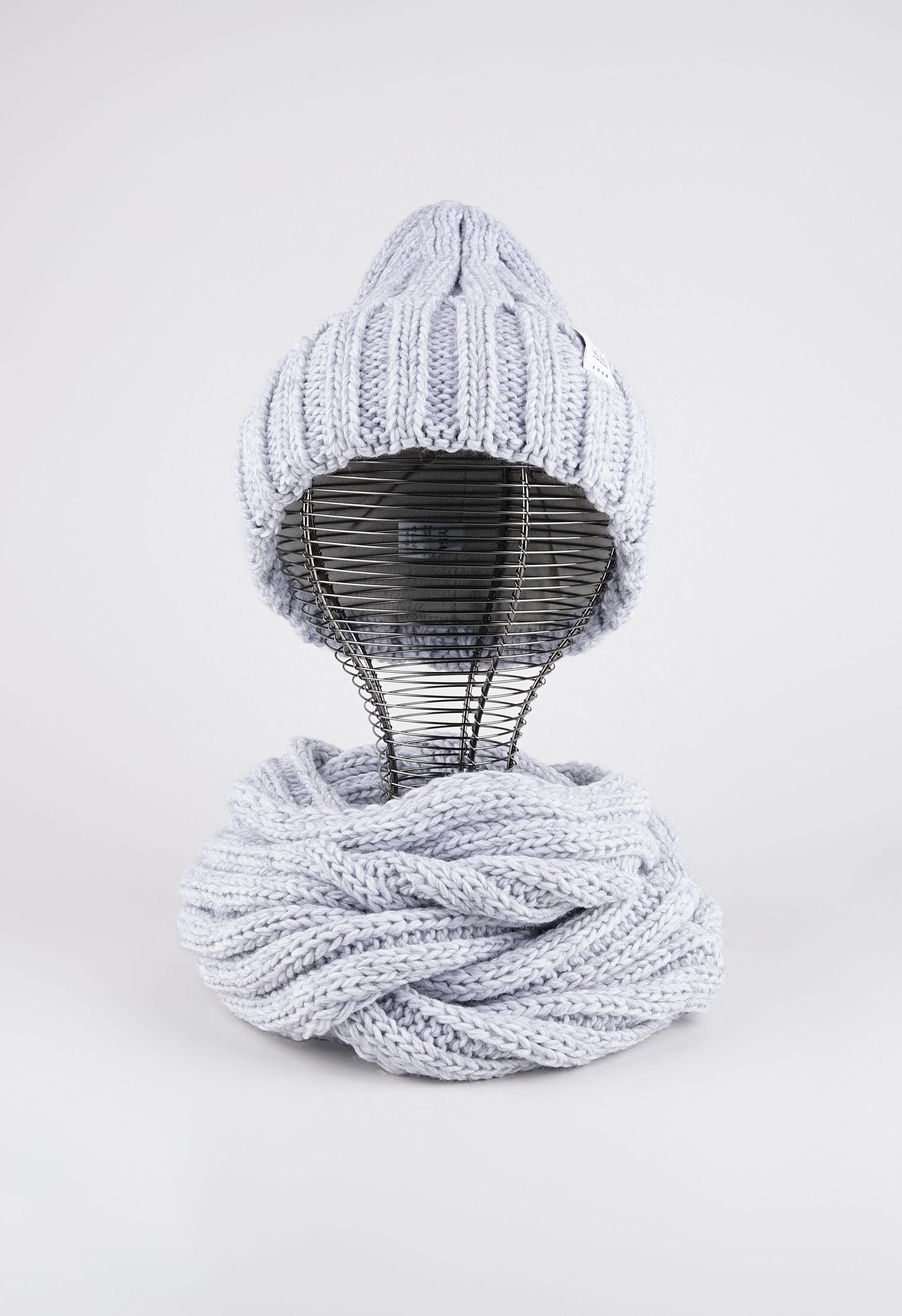 Головные уборы YSG Головные уборы YSG