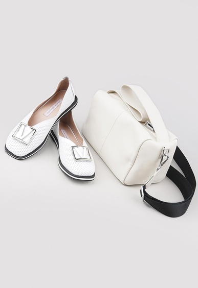 Туфли на низком каблуке Mario Berluchi Туфли на низком каблуке Mario Berluchi