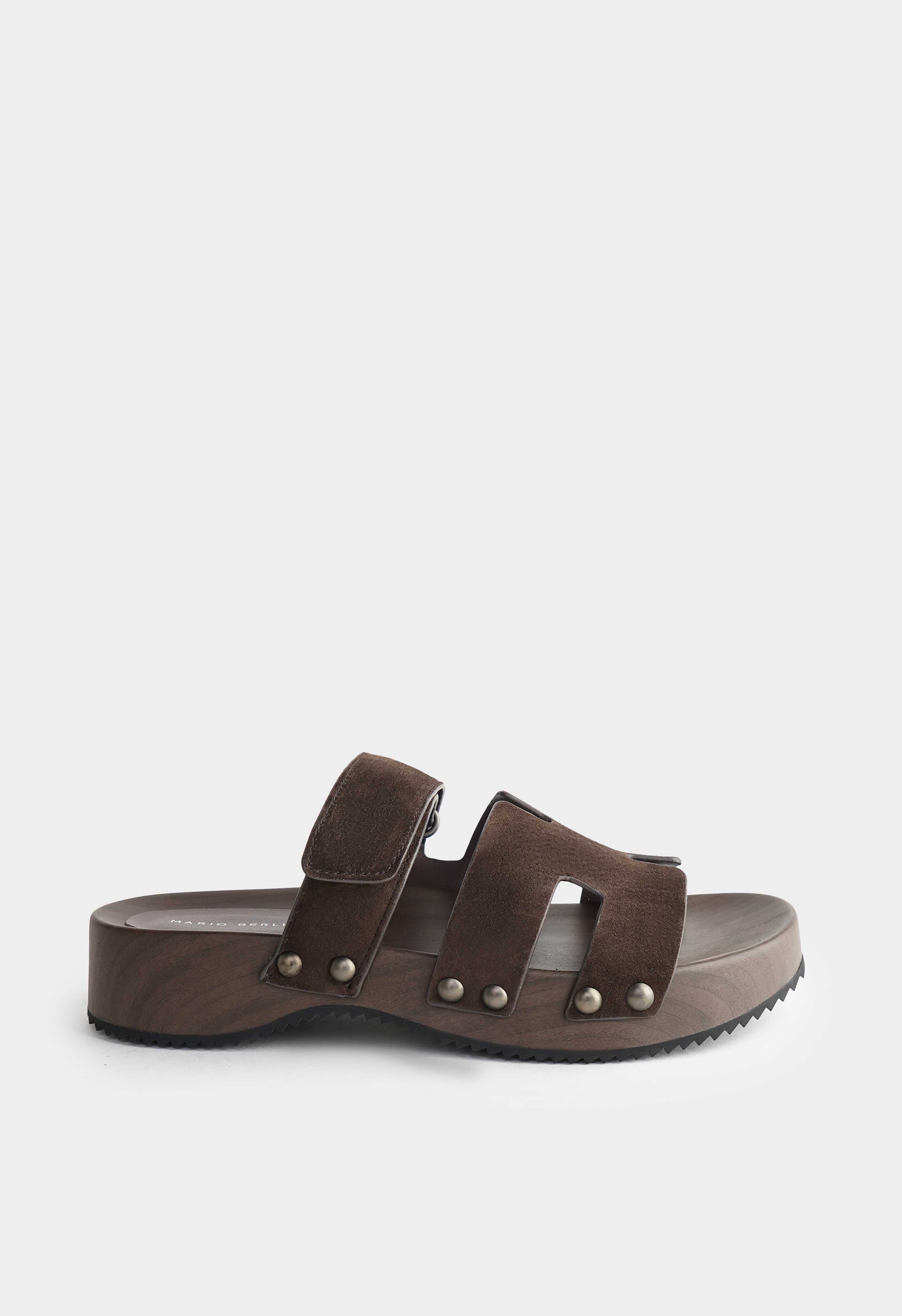 Mario Berlucci 1-J222