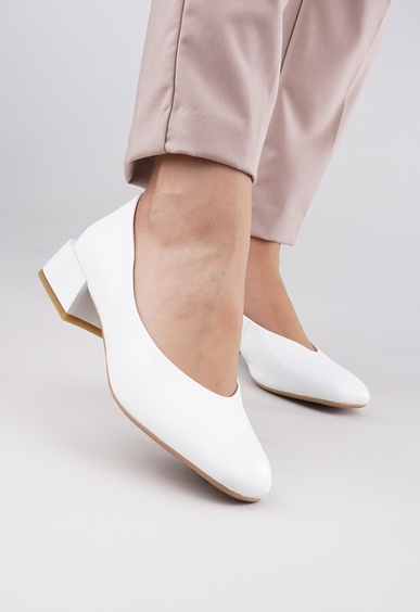 Туфли на низком каблуке Mario Berlucci Туфли на низком каблуке Mario Berlucci