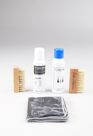 20-1537 TARRAGO - Набор Sneakers для ухода за кроссовками, CLEAN & PROTECT