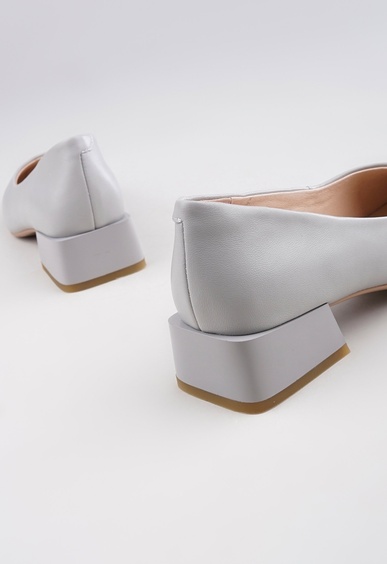 Туфли на низком каблуке Mario Berlucci Туфли на низком каблуке Mario Berlucci