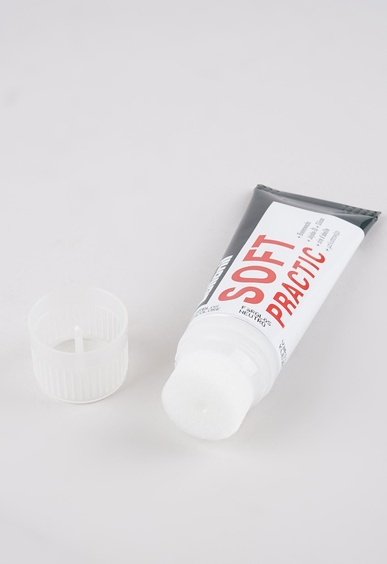 Кремы для обуви Collonil Кремы для обуви Collonil