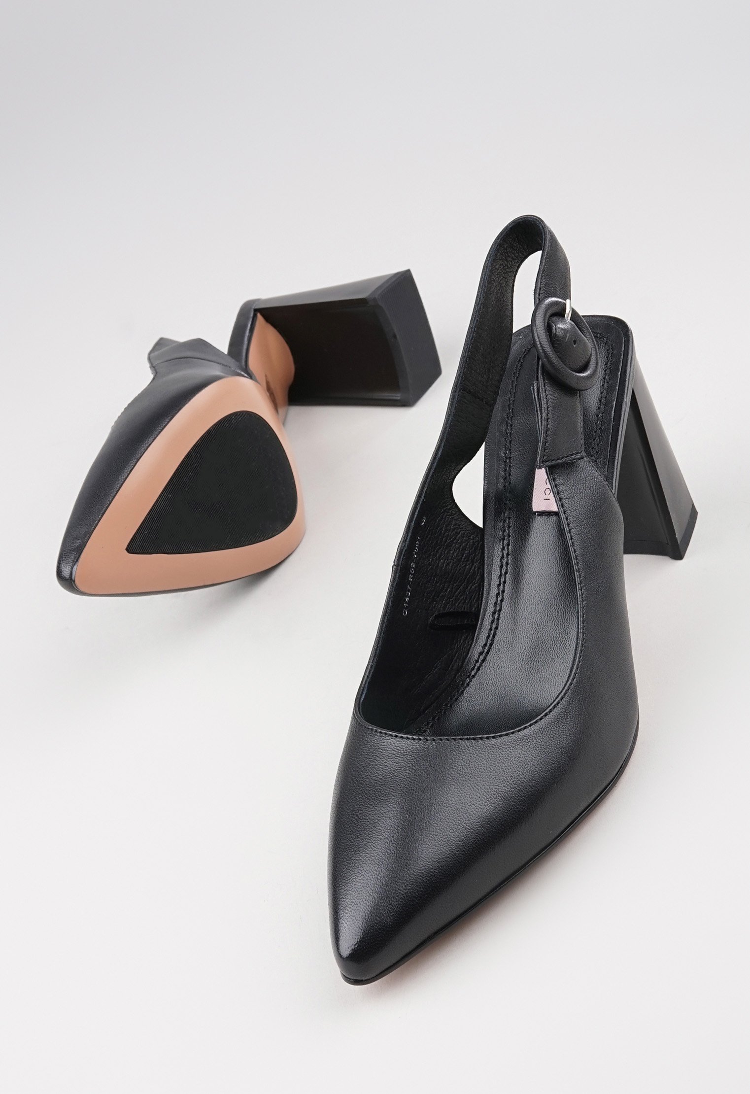 Туфли на каблуке Mario Berlucci Туфли на каблуке Mario Berlucci