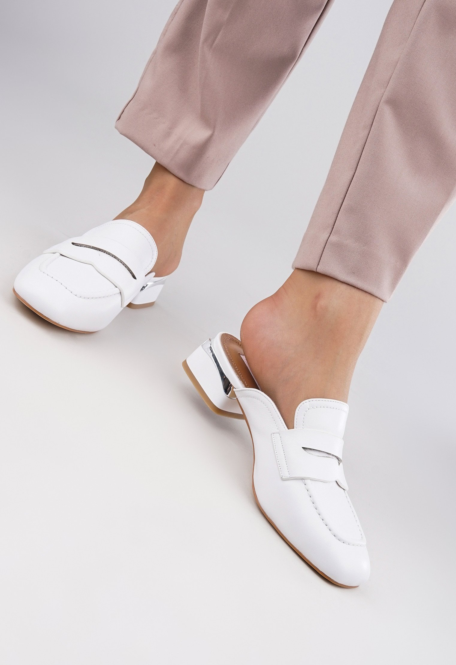 Туфли на низком каблуке Mario Berlucci Туфли на низком каблуке Mario Berlucci