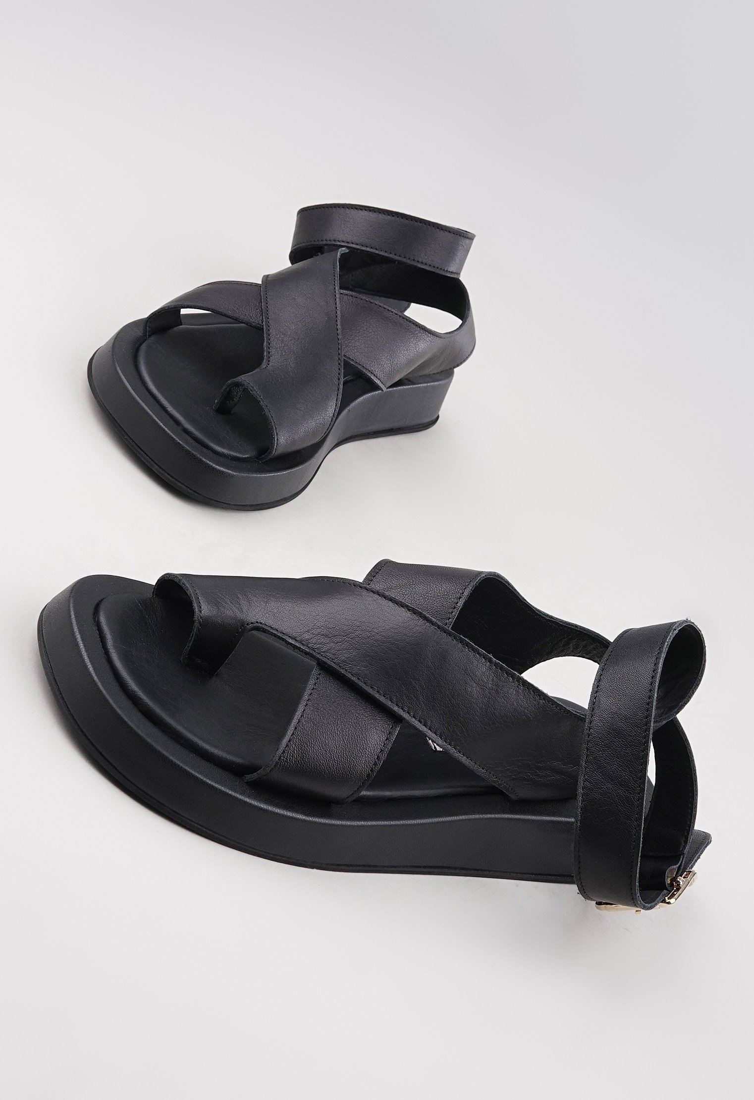 Сандалии Mario Berluchi Сандалии Mario Berluchi