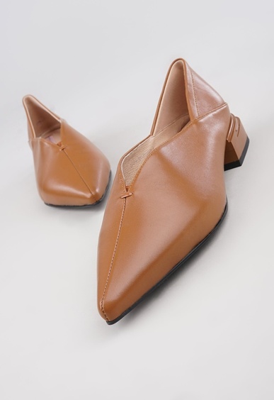 Туфли на низком каблуке Mario Berlucci Туфли на низком каблуке Mario Berlucci