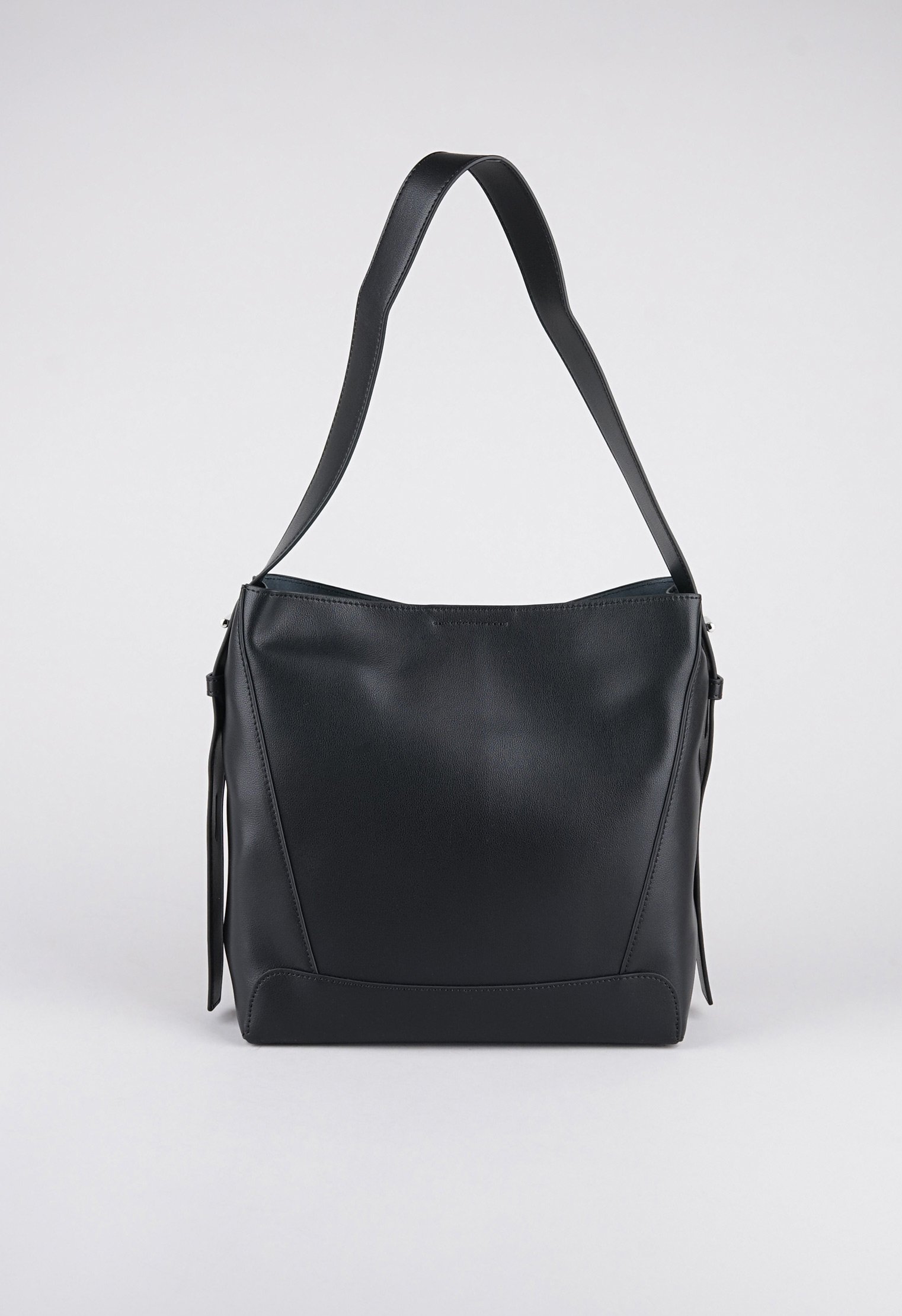 Сумки с ручками Mario Berlucci Сумки с ручками Mario Berlucci