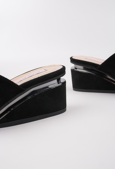 Mario Berluchi  Mario Berluchi