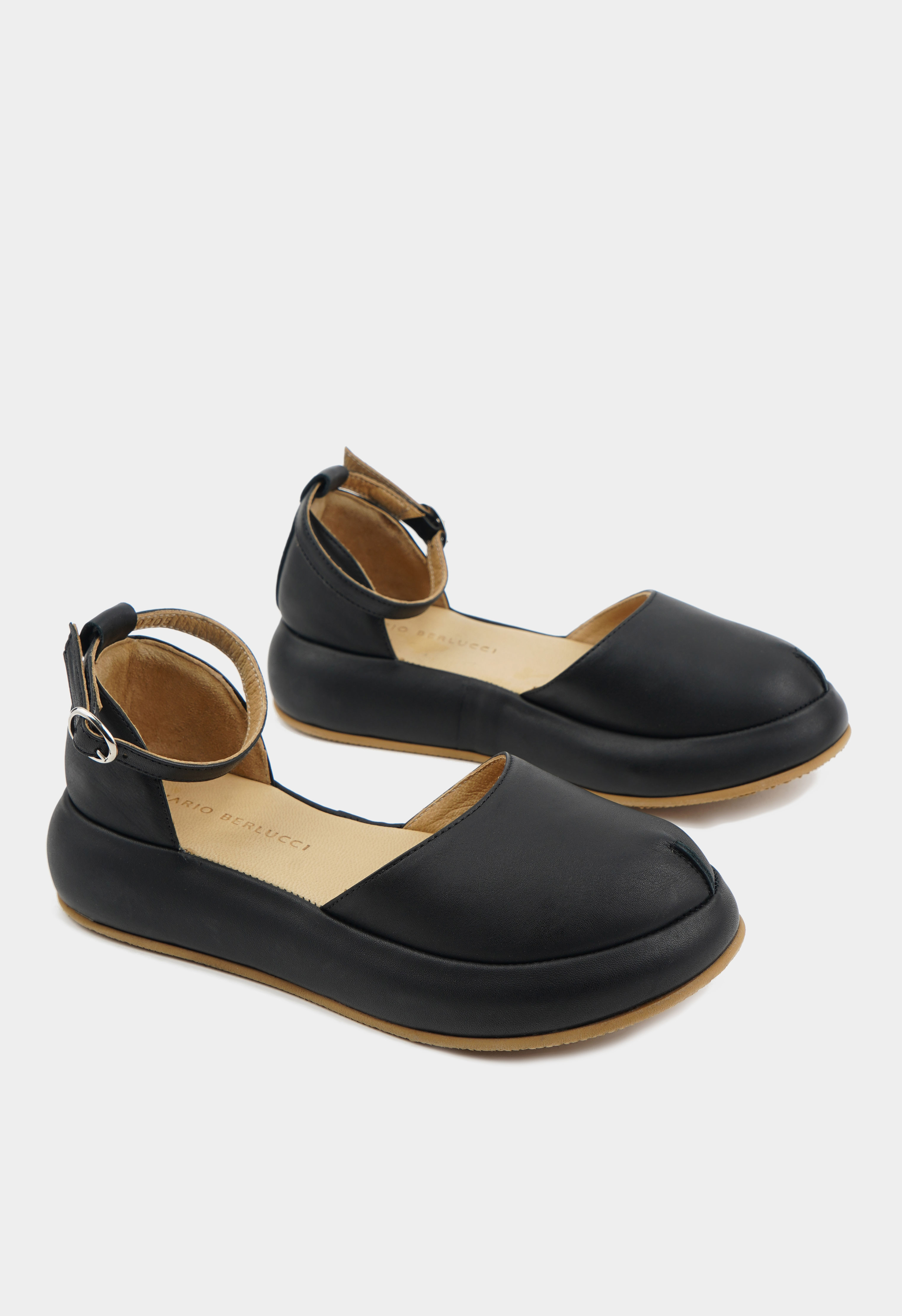 Босоножки Mario Berlucci Босоножки Mario Berlucci