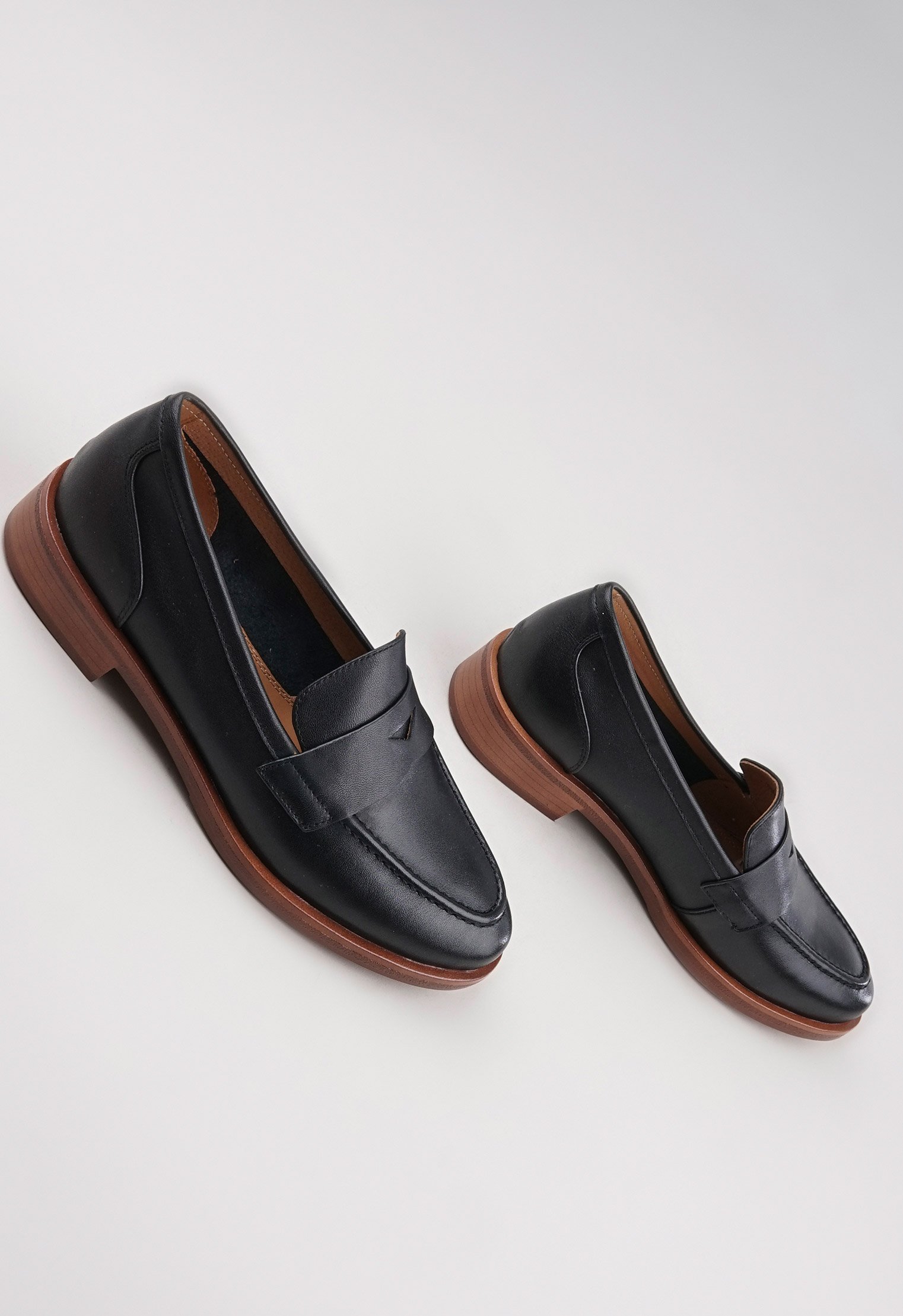 Туфли на низком каблуке Mario Berlucci Туфли на низком каблуке Mario Berlucci