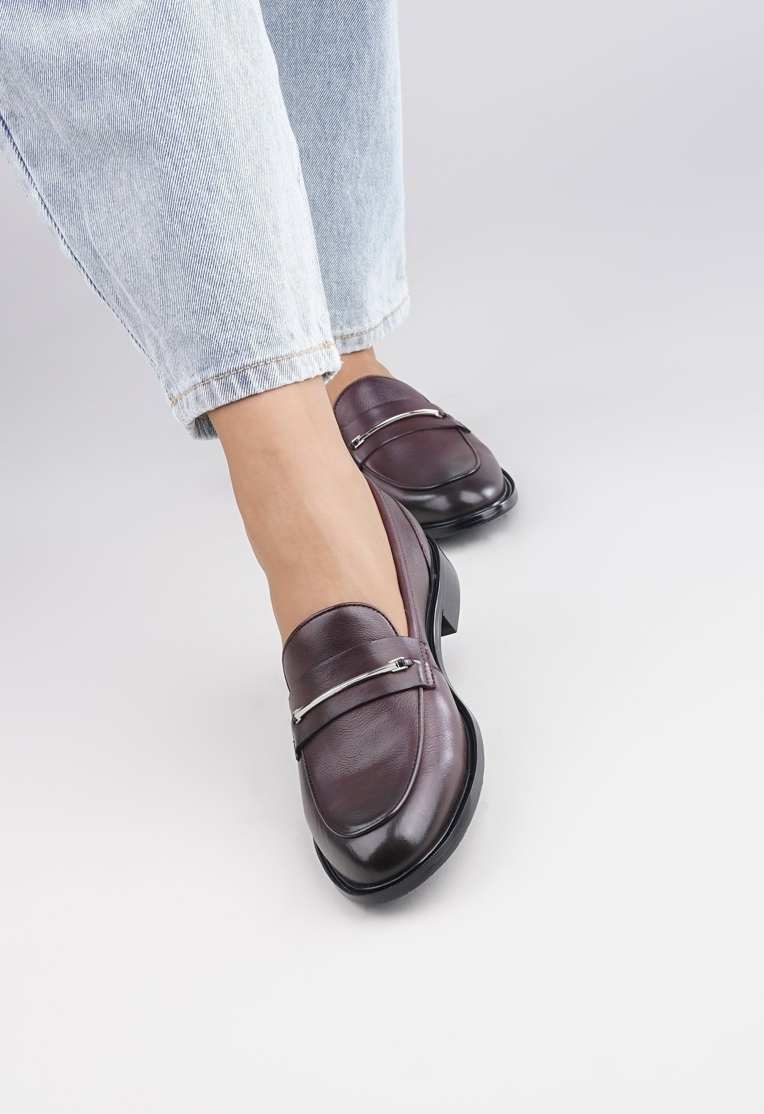 Туфли на низком каблуке Mario Berlucci Туфли на низком каблуке Mario Berlucci