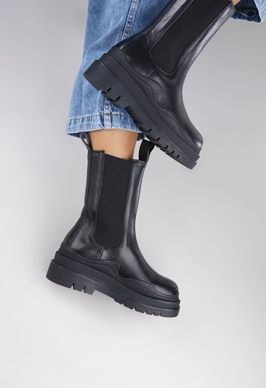 Mario Berlucci  Mario Berlucci