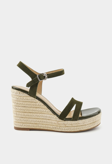 Mario Berlucci 1-G009-02