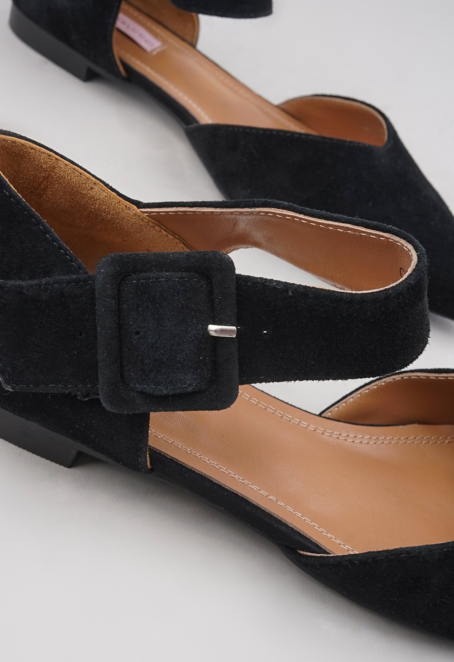 Туфли на низком каблуке Mario Berlucci Туфли на низком каблуке Mario Berlucci