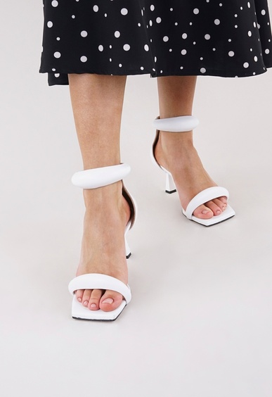 Босоножки на шпильке Mario Berlucci Босоножки на шпильке Mario Berlucci