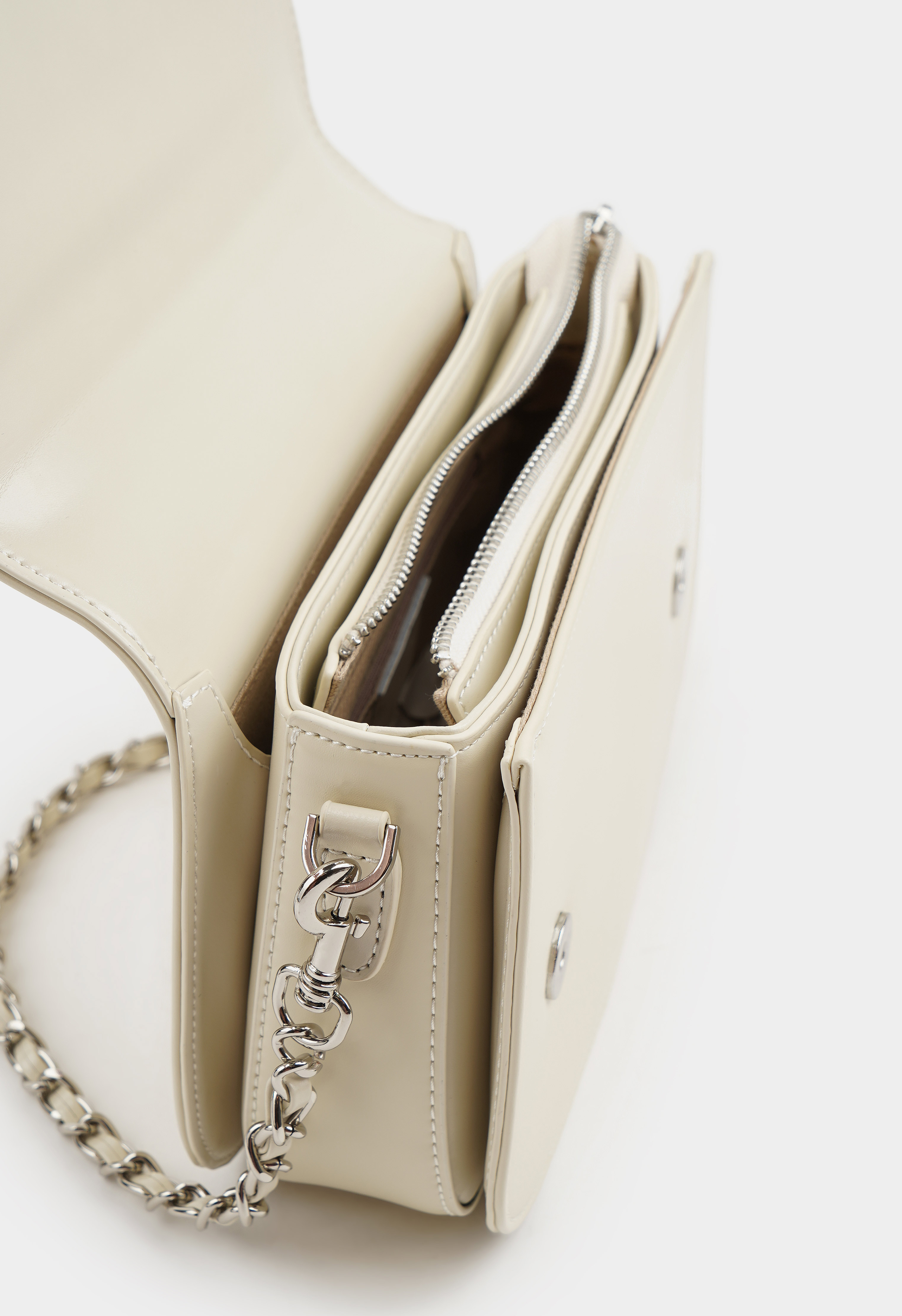 Клатчи Mario Berlucci Клатчи Mario Berlucci