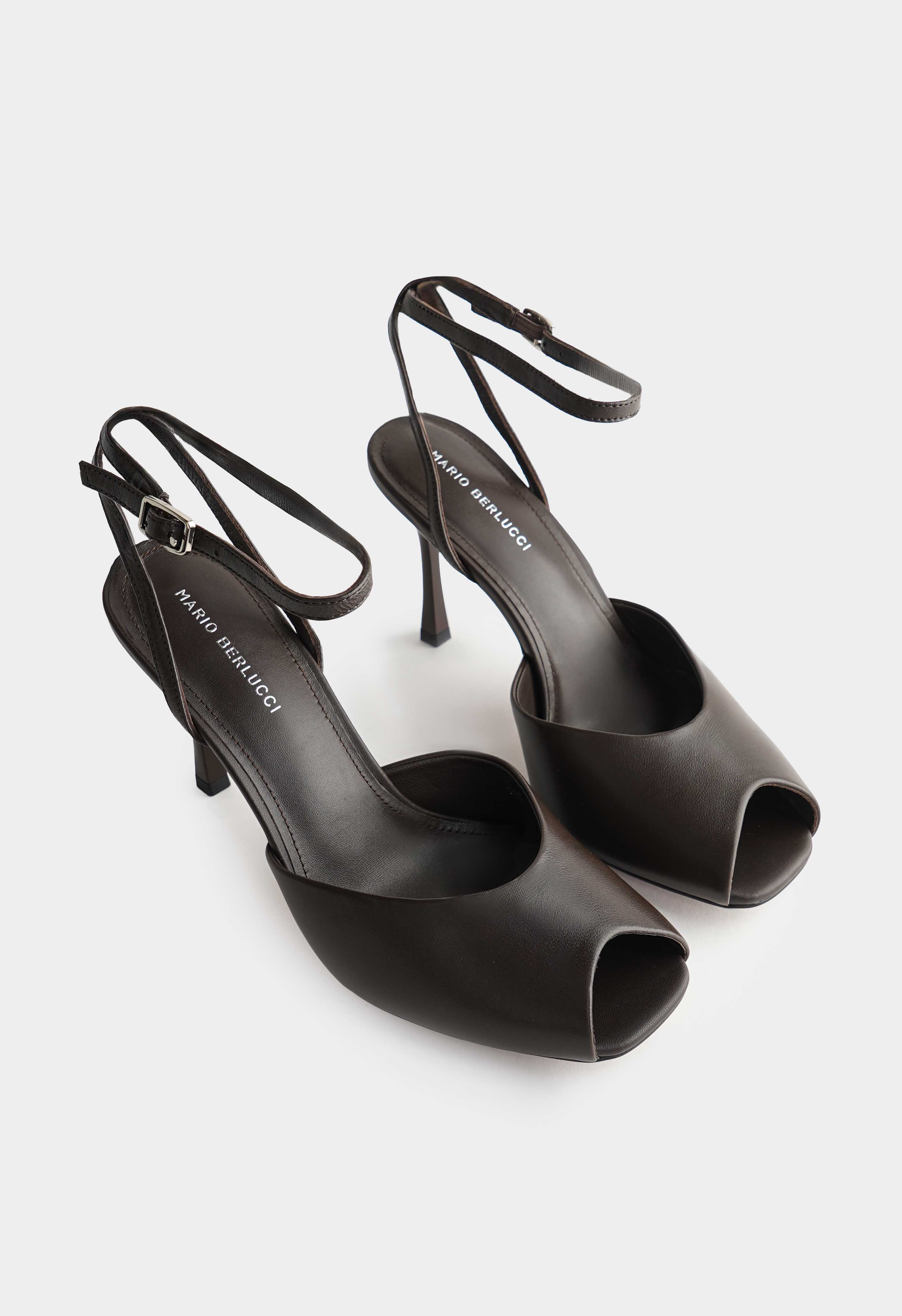 Mario Berlucci 1-J010-4