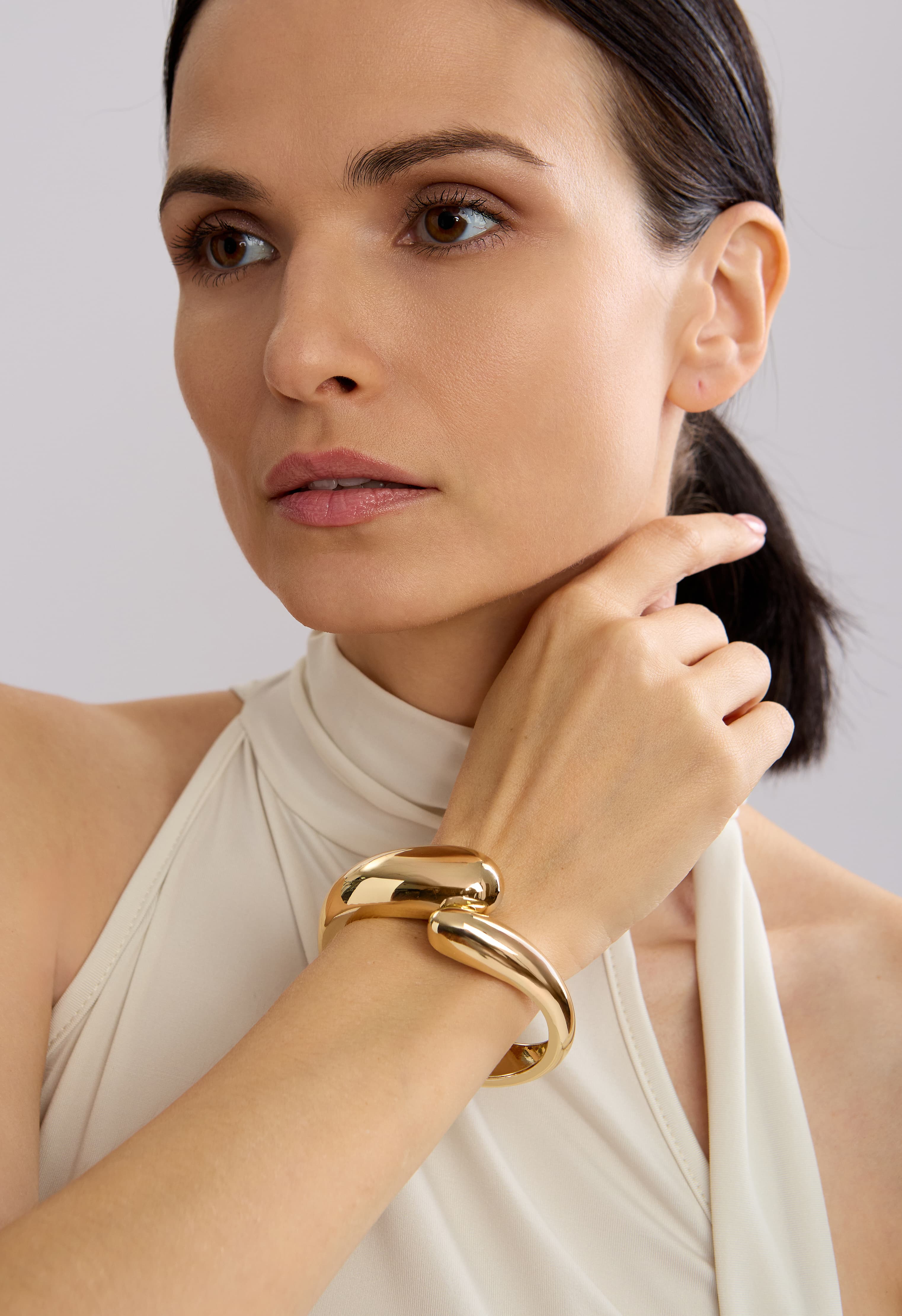 Браслеты Браслеты