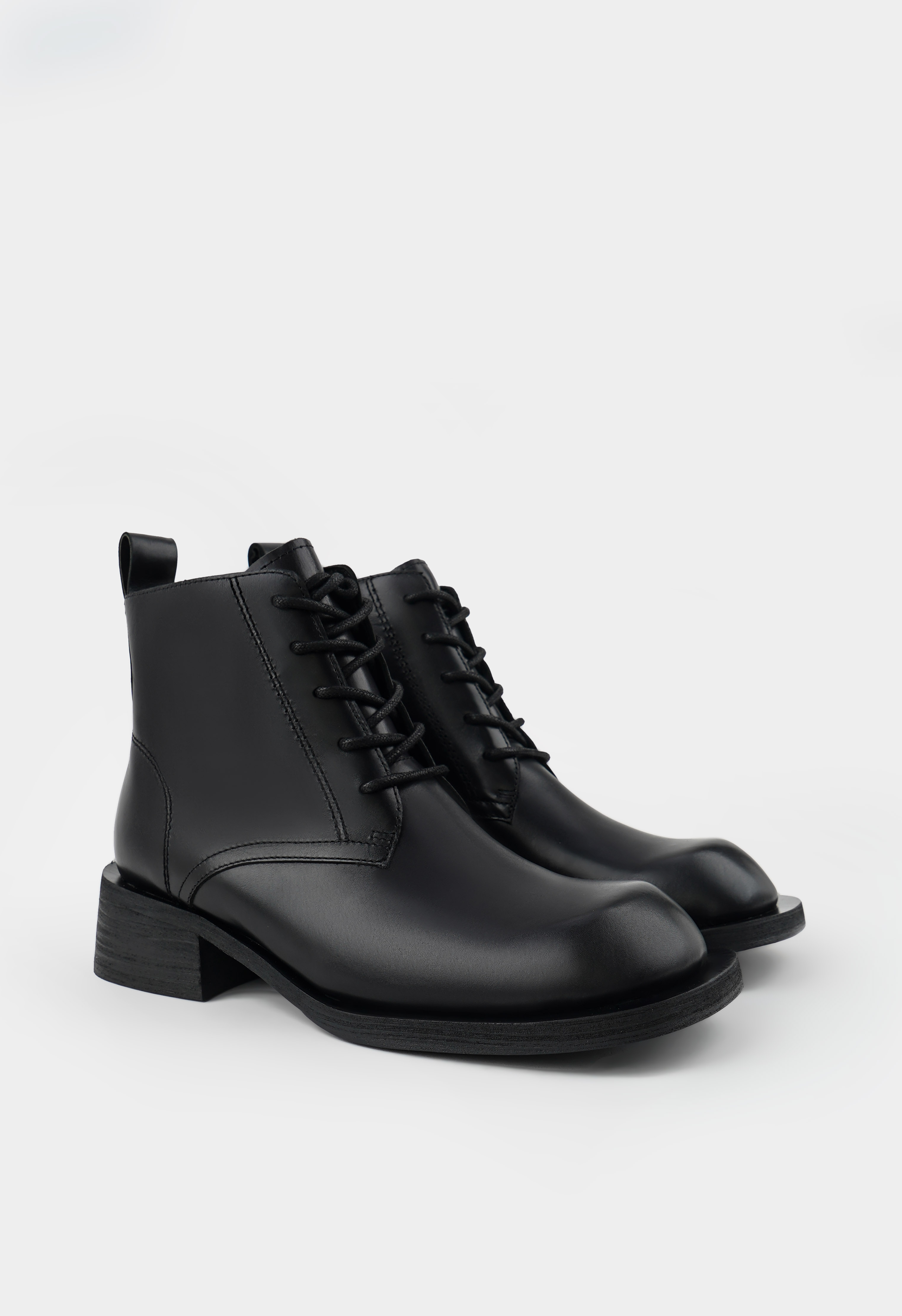 Mario Berlucci 2-H26-1