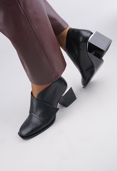 Туфли на каблуке Mario Berluchi Туфли на каблуке Mario Berluchi