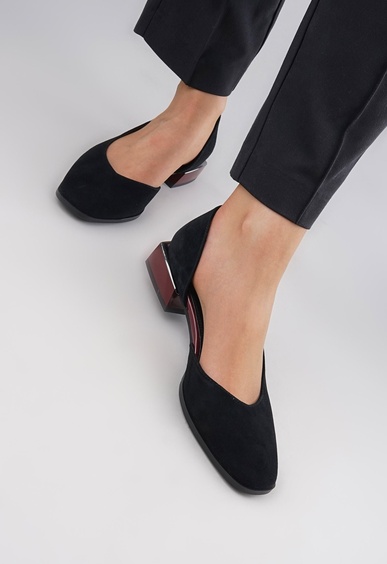 Туфли на низком каблуке Mario Berlucci Туфли на низком каблуке Mario Berlucci