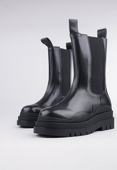 Mario Berlucci  Mario Berlucci