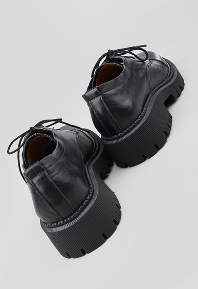 Туфли на низком каблуке Mario Berlucci Туфли на низком каблуке Mario Berlucci